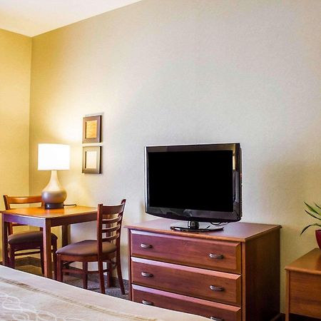 Comfort Inn Guilford Near I-95 Ngoại thất bức ảnh