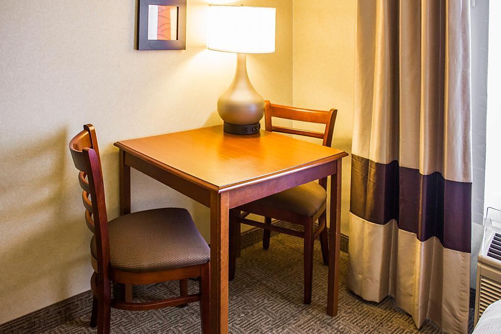 Comfort Inn Guilford Near I-95 Ngoại thất bức ảnh