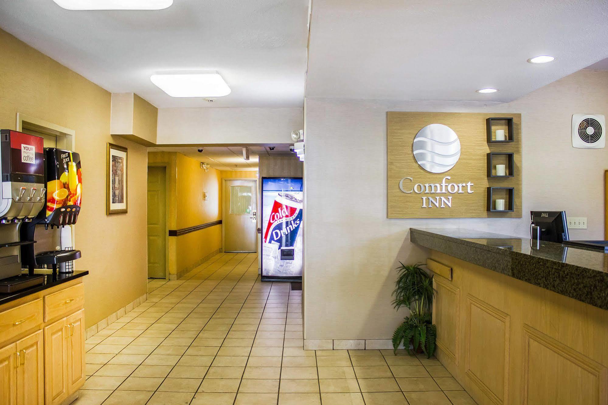 Comfort Inn Guilford Near I-95 Ngoại thất bức ảnh